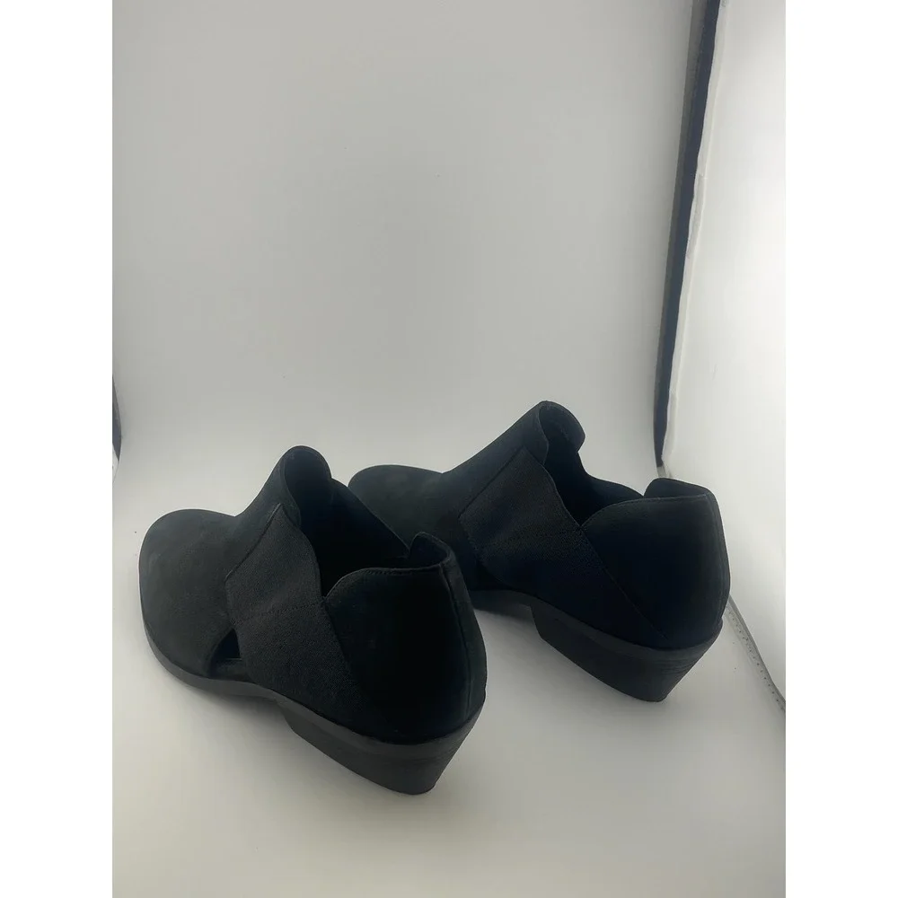 Eileen Fisher Perry black‎ nubuck suede elastic cutout shoes booties sz 7.5